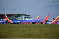 Austin: airport, southwest airlines, airplanes