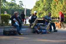 Austin: street musicians, street performers, busking